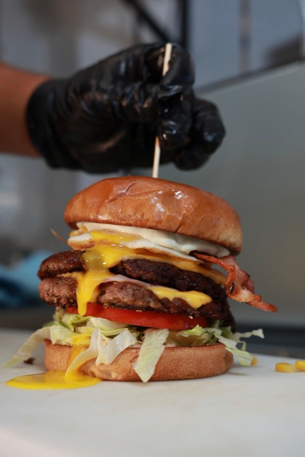 +58 Burger with ham, egg and corn